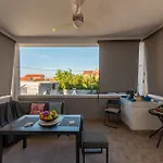 Beautiful In With House Sea View * Preko